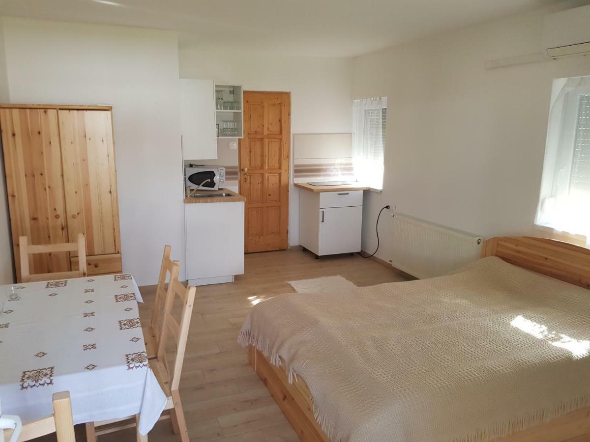 Pagrepe Apartman Balatonvilágos Dış mekan fotoğraf